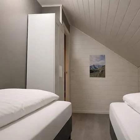 Modern House In With Wood-fired Sauna Сasa de vacaciones