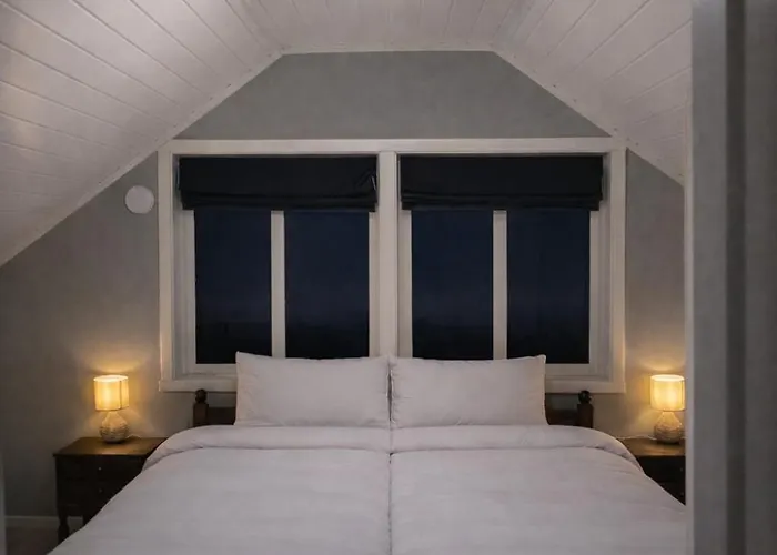 Modern House In With Wood-fired Sauna Σπίτι διακοπών *