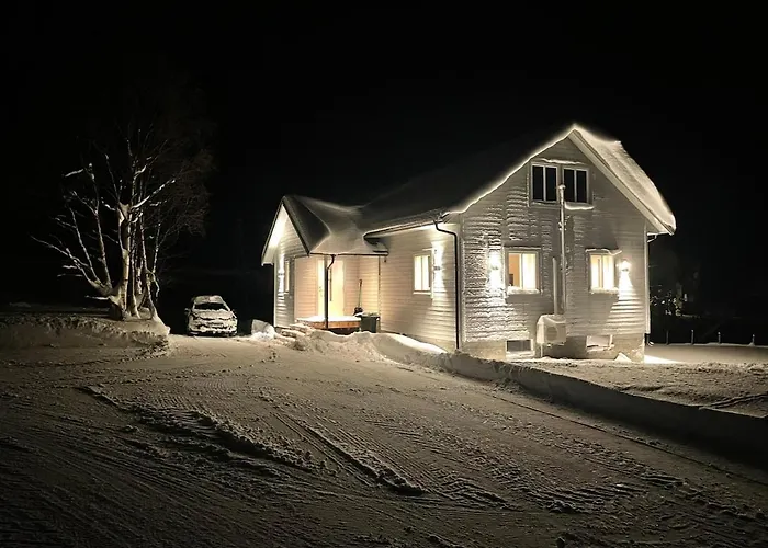 Σπίτι διακοπών Modern House In With Wood-fired Sauna
