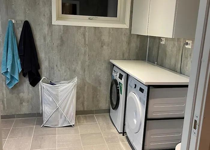 Modern House In With Wood-fired Sauna Σπίτι διακοπών *